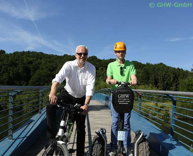 NRW-Minister Garrelt Duin und sein Sohn Henri.